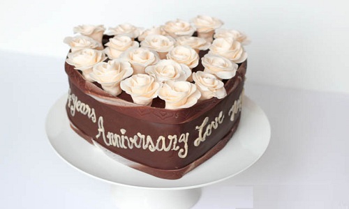 Commandez le gateau d'anniversaire de mariage