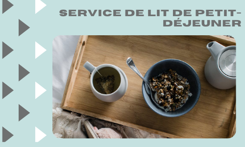 Service de lit de petit-d&eacute;jeuner